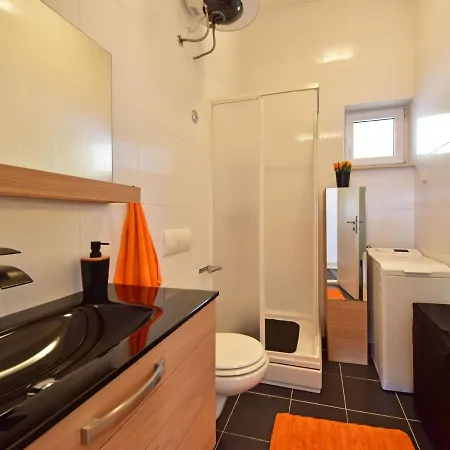 Cvit 2 By Interhome Apartmán
