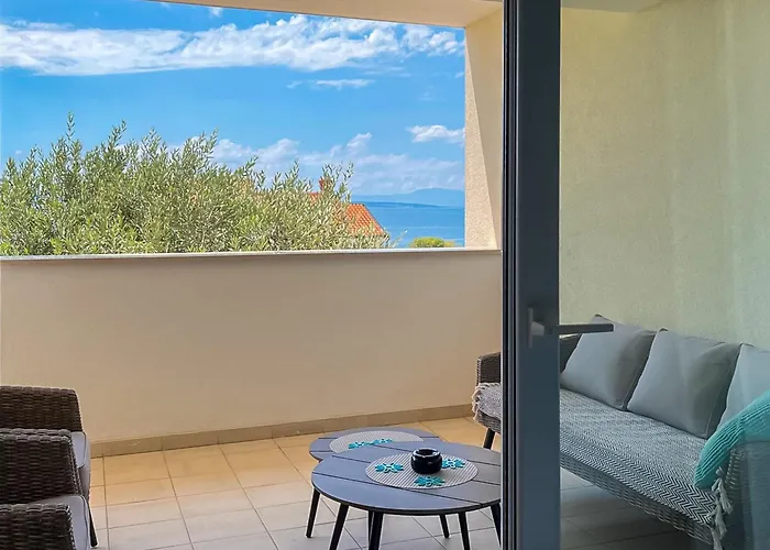 Cvit 2 By Interhome Apartament Klenovica