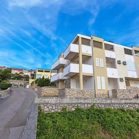 Apartament Cvit 2 By Interhome