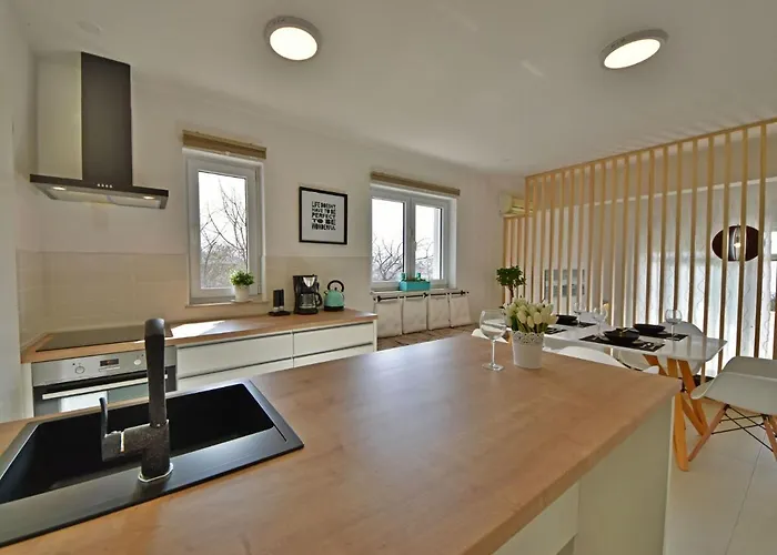 Cvit 2 By Interhome Klenovica